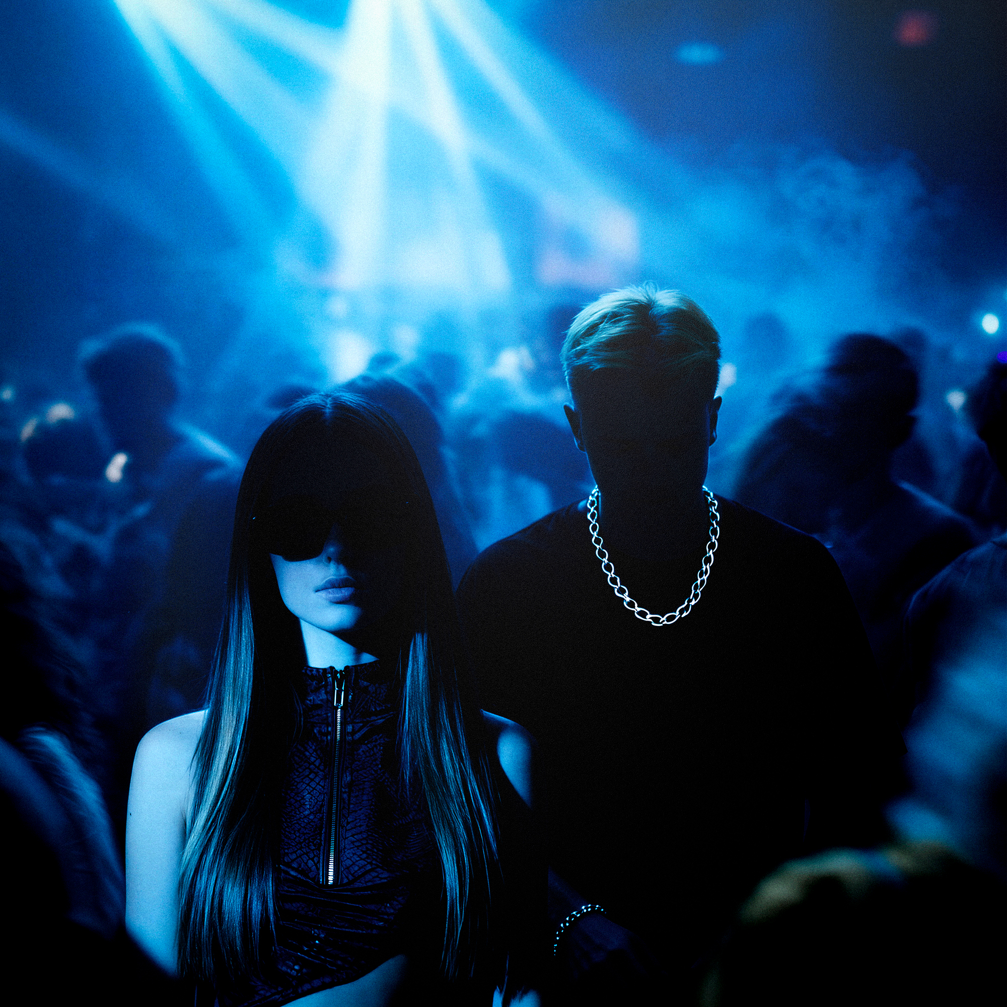 🇬🇧 JUSTĖ, JAXSTYLE & JON RELEASE 2025 VERSION OF RE-SURFACING VIRAL SENSATION ‘TURN THE LIGHTS OFF’